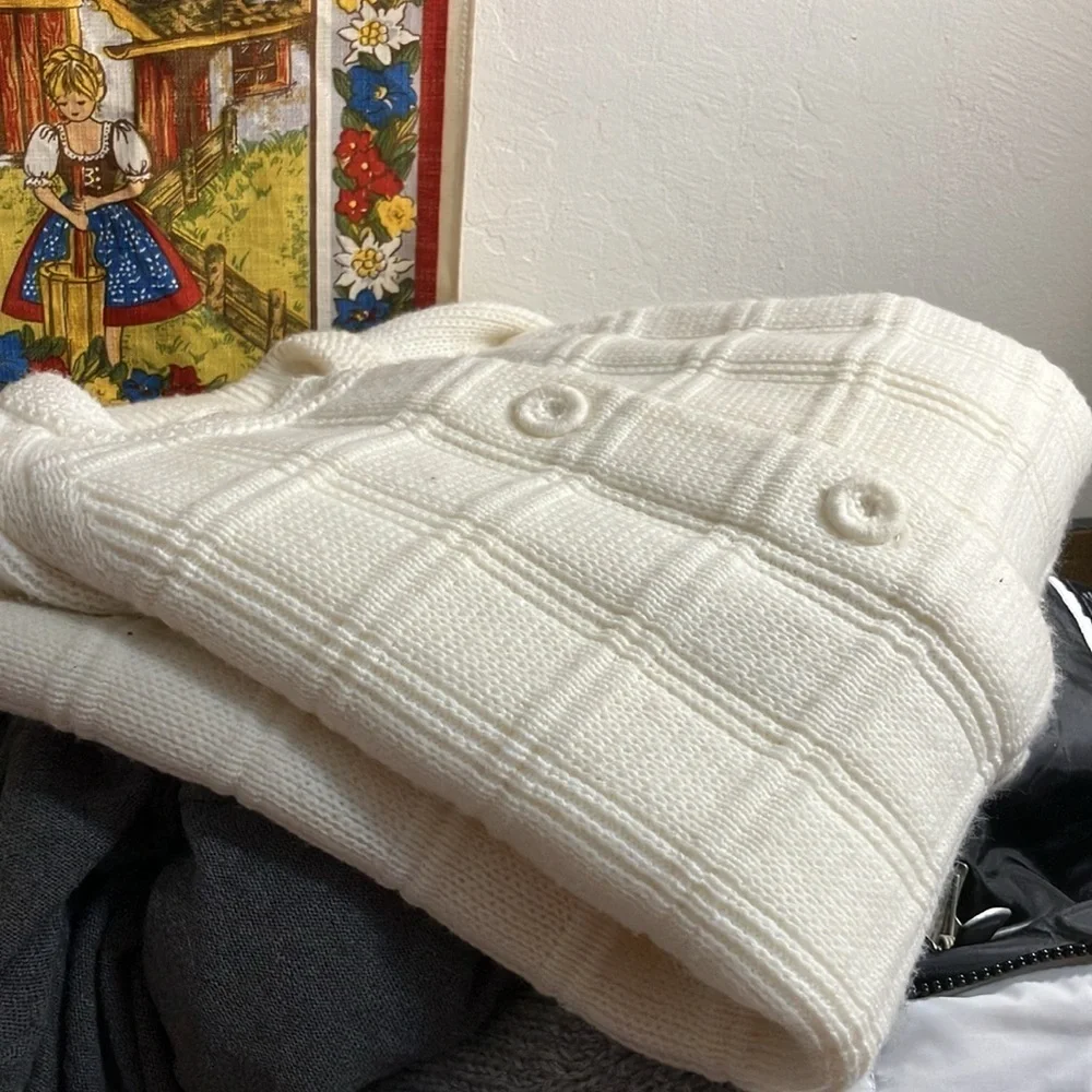 1960’s 1950’s cardigan Kimlow like new white cream plaid sweater M
